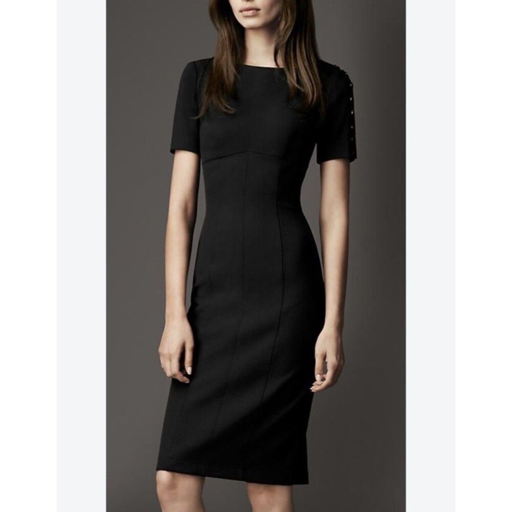 Burberry London $995 Button Detail Short Sleeve Black Dress Size: 6